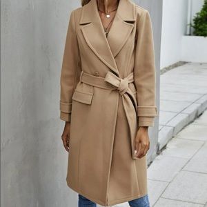Double button lapel collar overcoat with belt